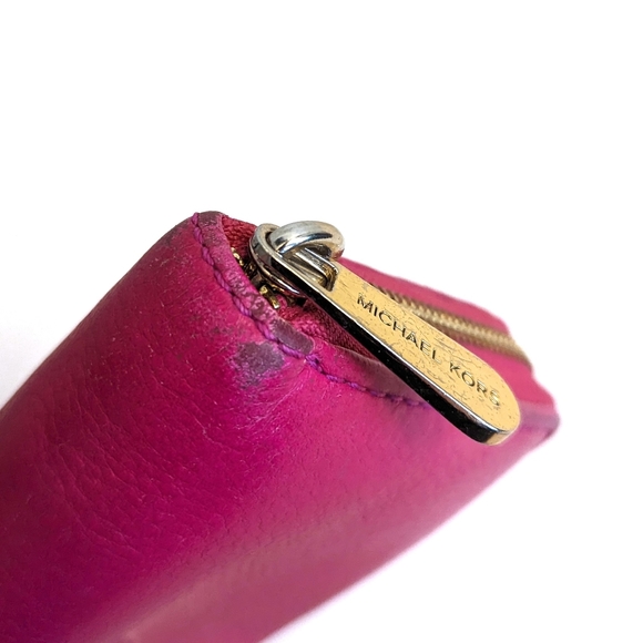 Michael Kors Pink Pebble Leather Wallet - Picture 11 of 16